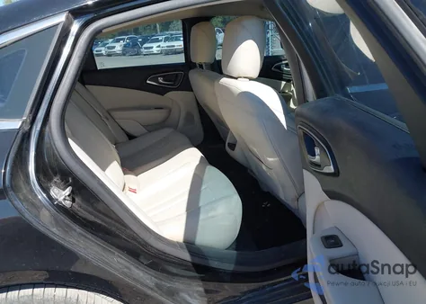 2015 Chrysler 200 Limited из США, поврежденный, VIN 1C3CCCAB1FN504577